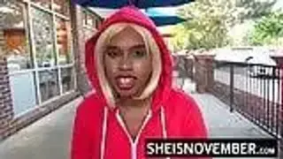 Extrem geiles blondes Teen mit dickem Arsch und dicken Titten hart in den Arsch gebumst
